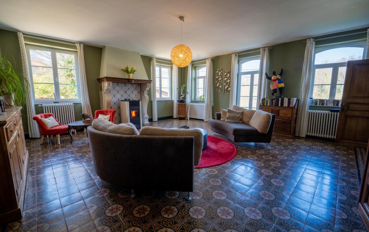 Le Richmond Hotel Godinne Екстериор снимка