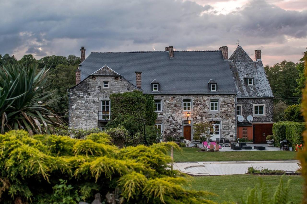 Le Richmond Hotel Godinne Екстериор снимка