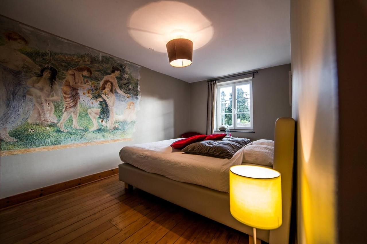 Le Richmond Hotel Godinne Екстериор снимка